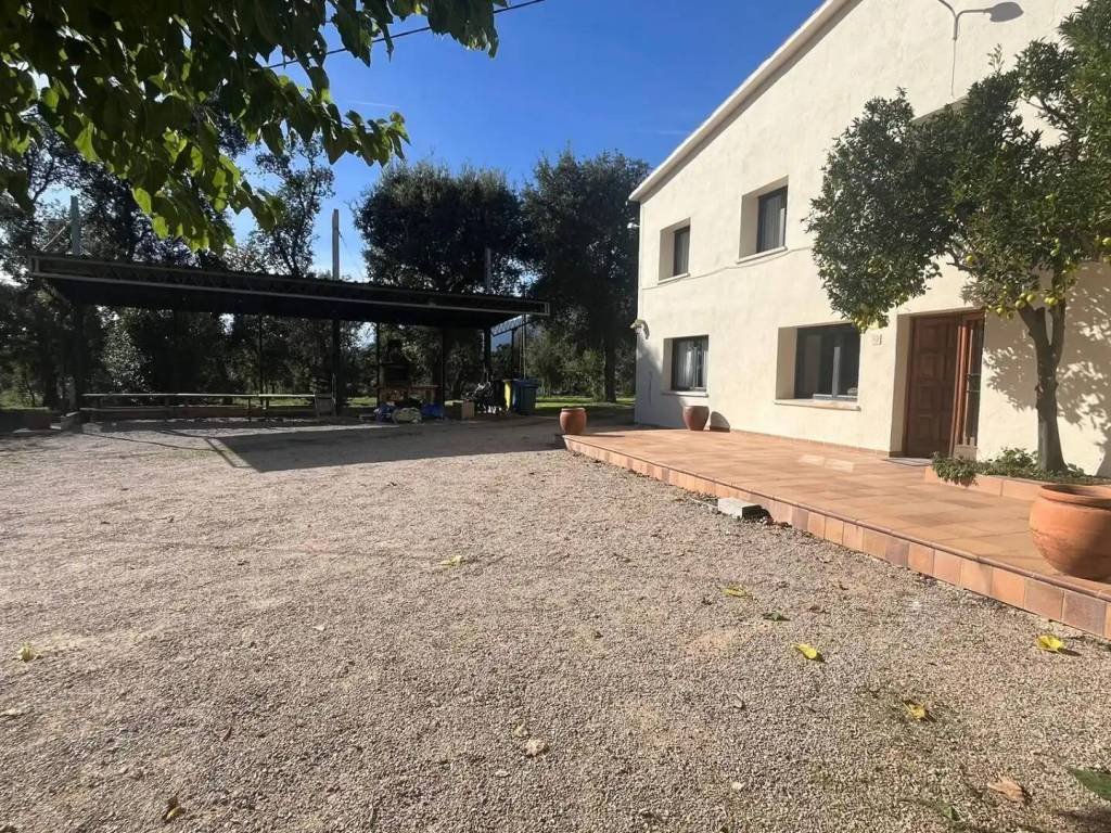 Piso de 311 m² en Riells i Viabrea