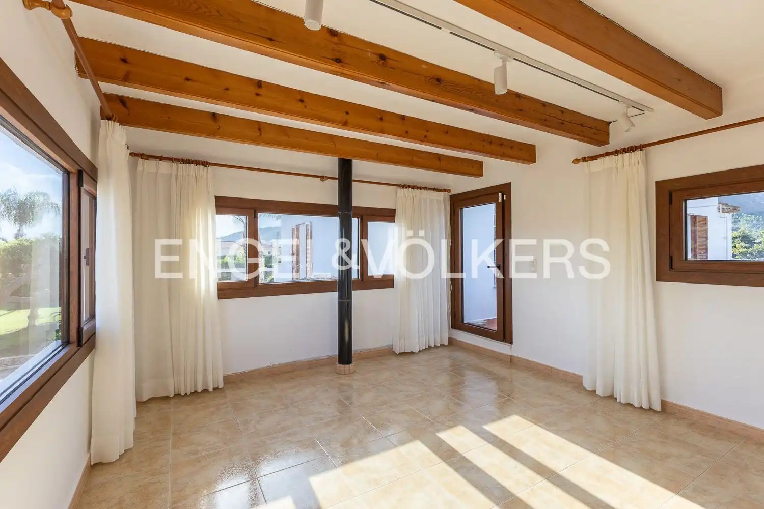 Квартира 350 м² в Pedreguer
