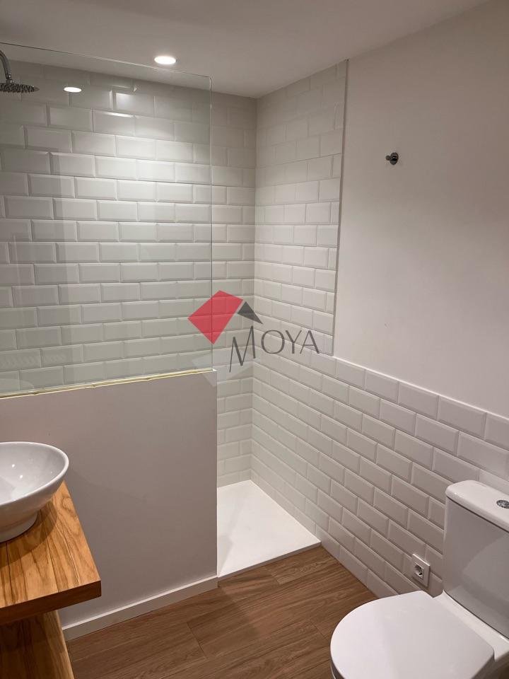 Piso de 80 m² en Vigo