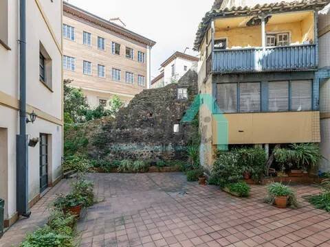 Piso de 46 m² en Oviedo