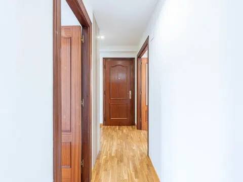 Pis de 84 m² a Oviedo