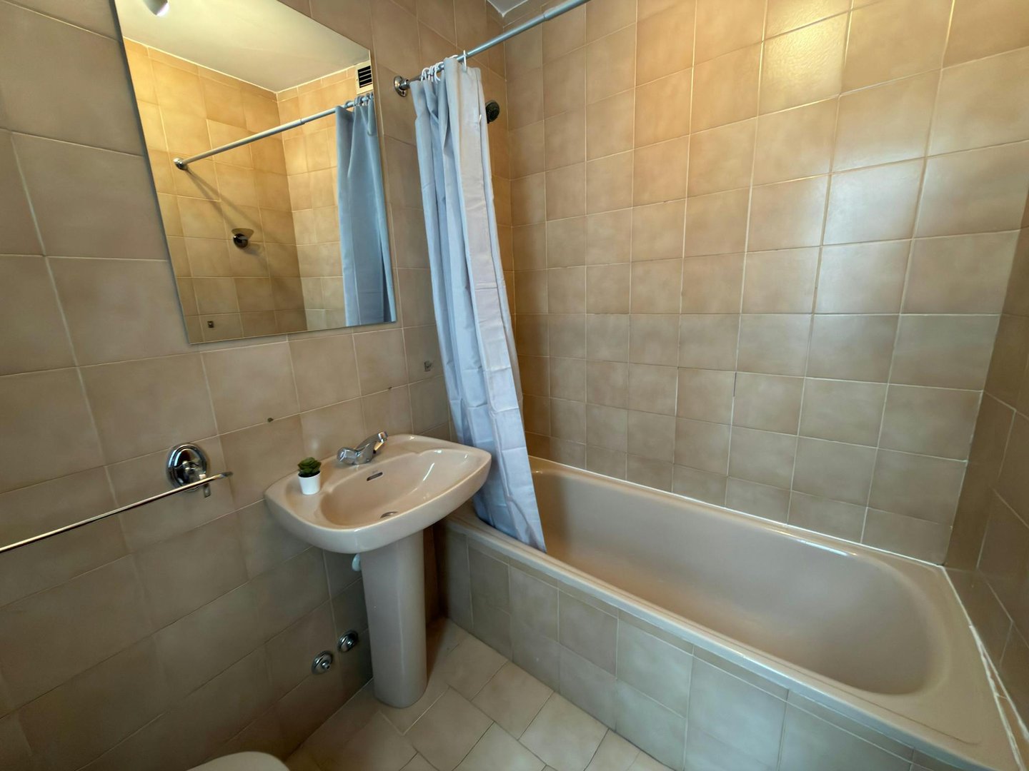Habitación 140 m², Madrid