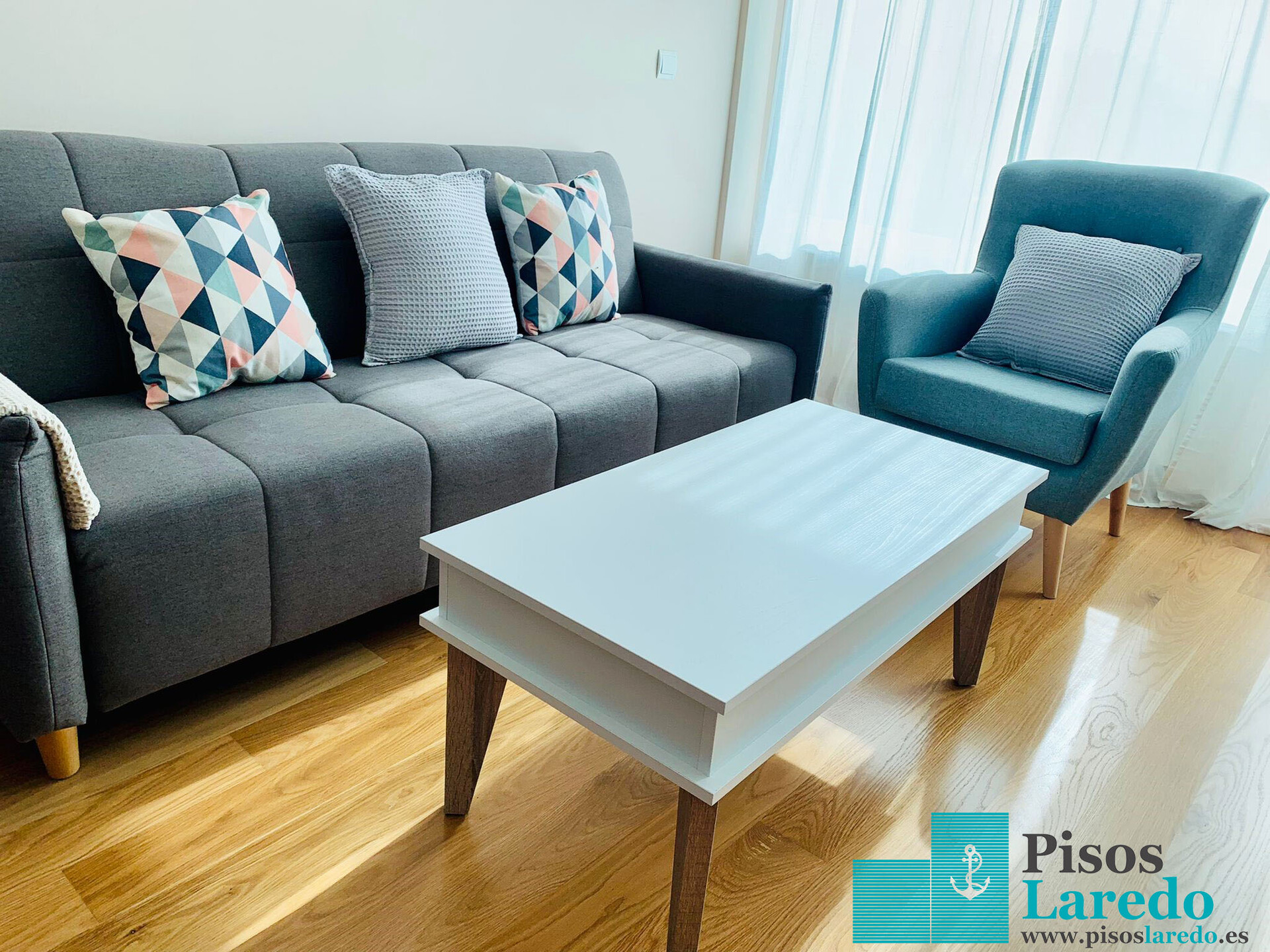 Piso de 80 m² en Laredo