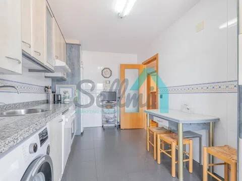Piso de 67 m² en Oviedo