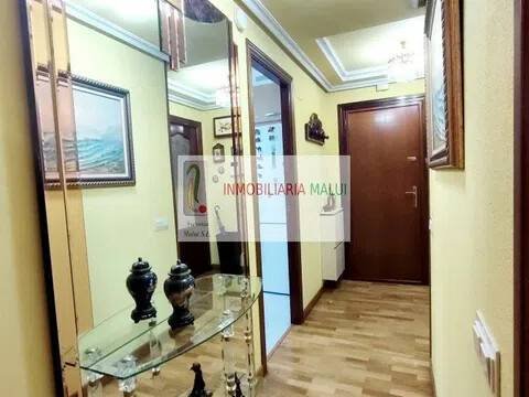 Piso de 113 m² en Oviedo
