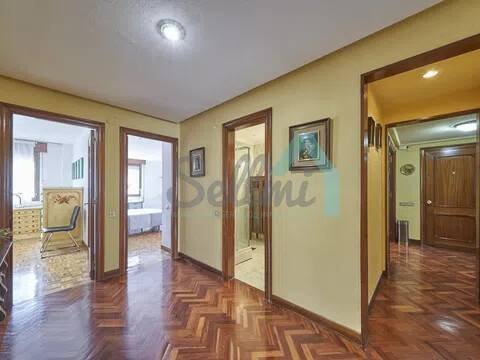Wohnung 142 m² in Oviedo