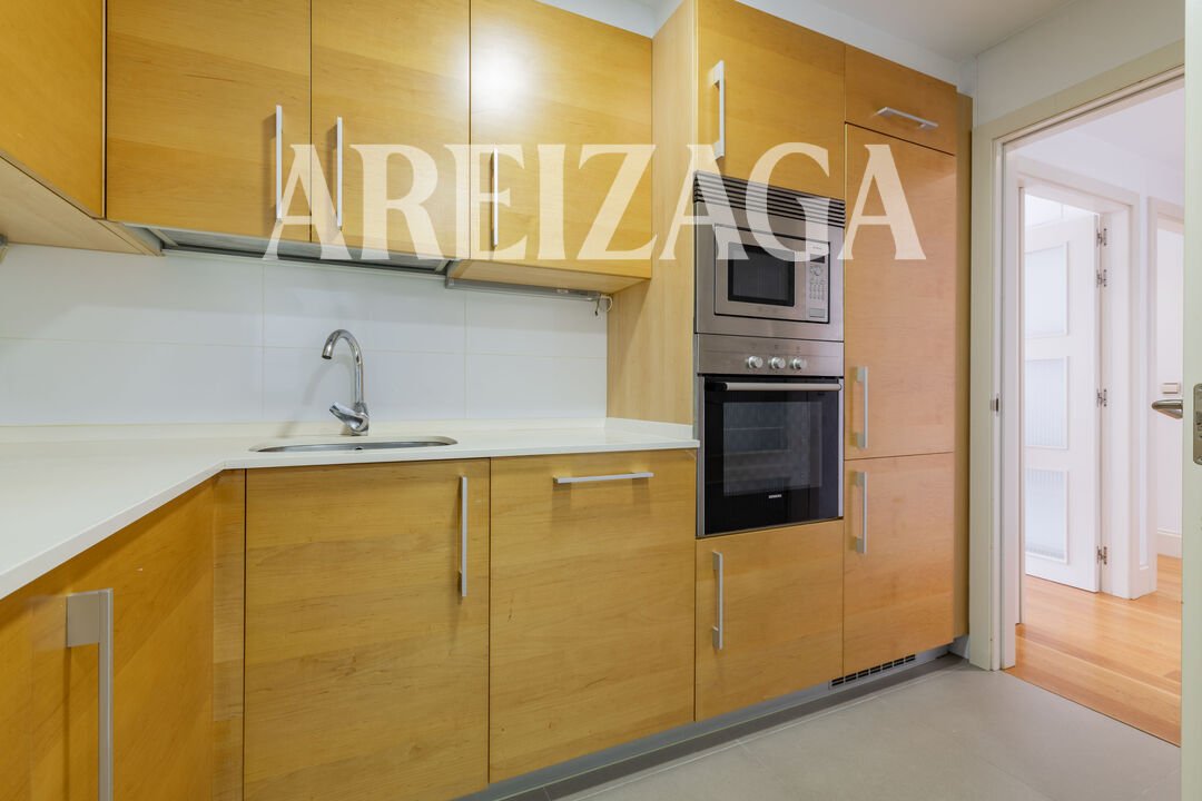 Piso de 85 m² en San Sebastián