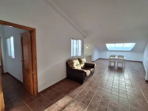 Piso de 105 m² en Vega de San Mateo