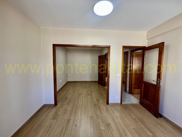 Piso de 78 m² en Pontevedra