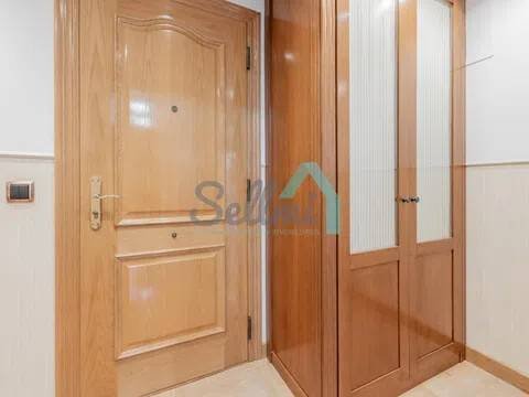 Flat 86 m² in Oviedo