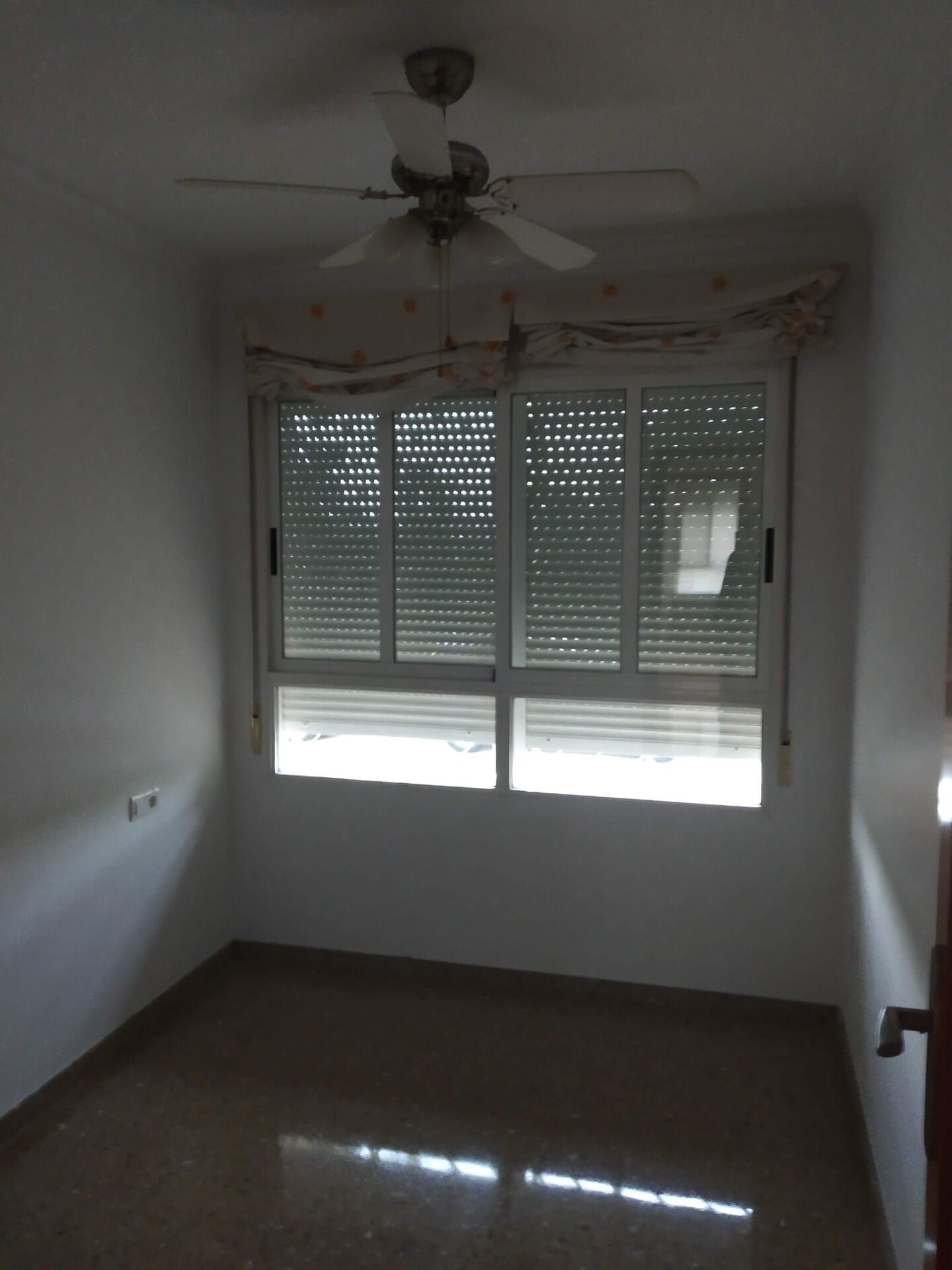 Piso de 100 m² en Manises