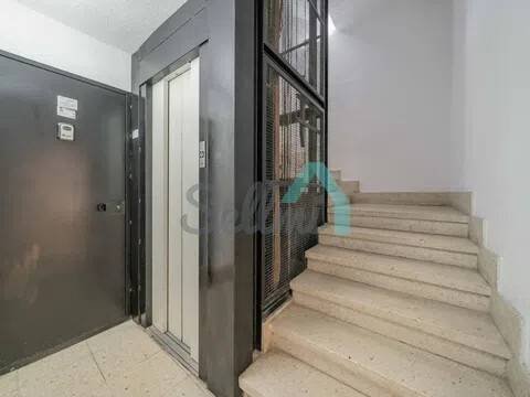Piso de 89 m² en Oviedo