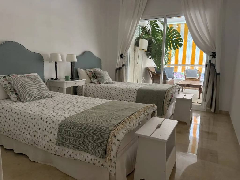 Wohnung 242 m² in Marbella