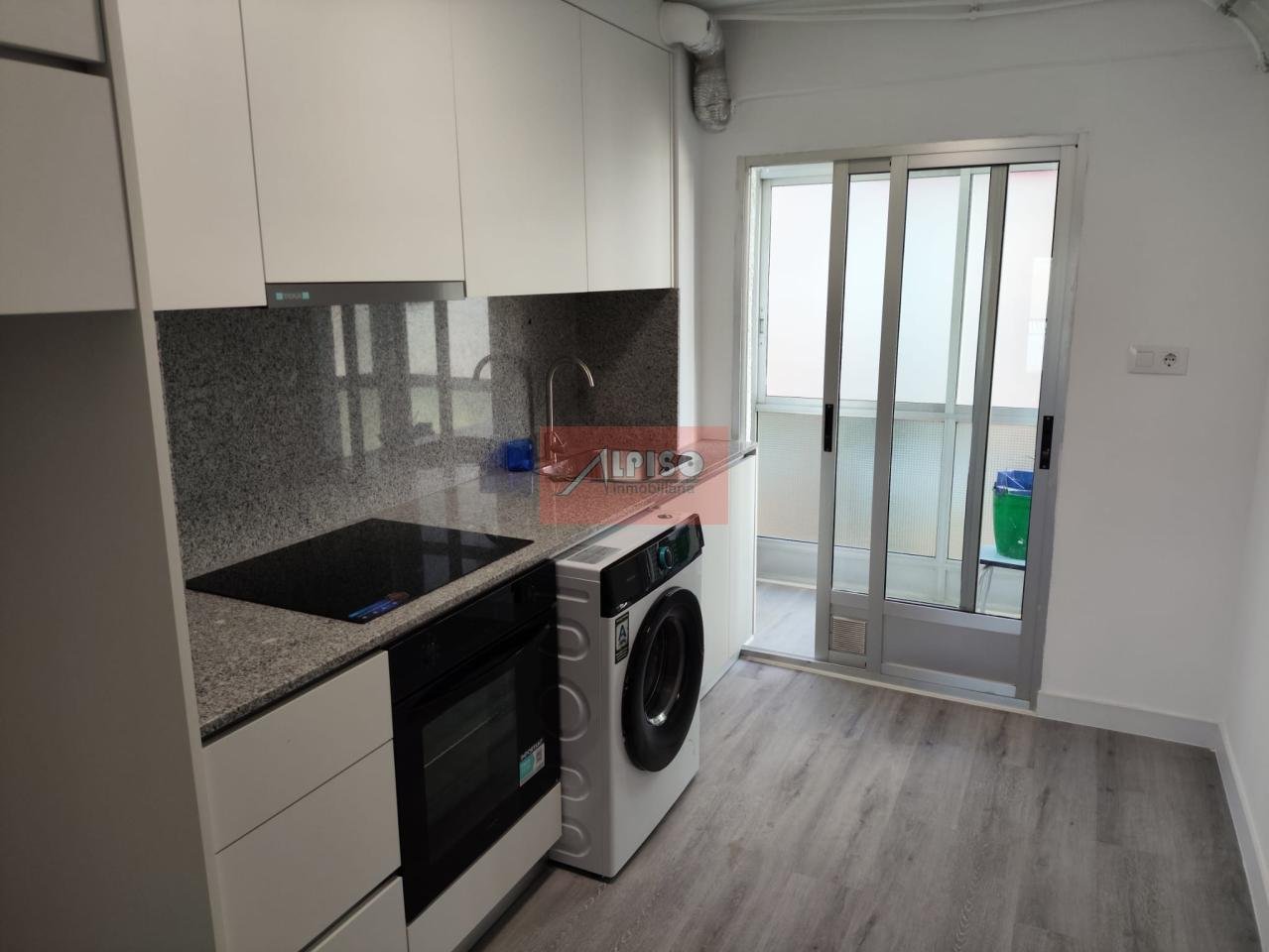 Pis de 81 m² a Ourense