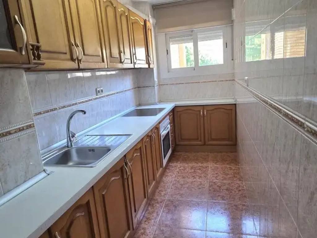 Piso de 100 m² en Jaén