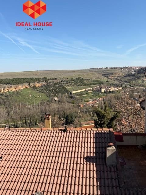 Pis de 80 m² a Segovia