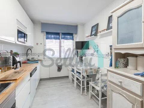 Habitación 187 m², Siero