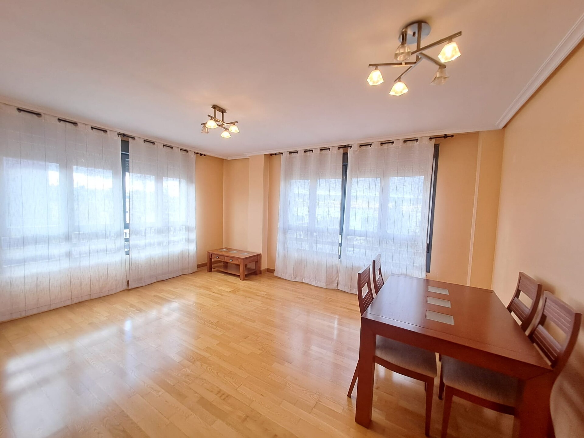 Apartamento 109 m² em Burgos