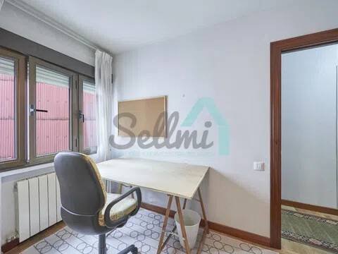 Piso de 86 m² en Oviedo