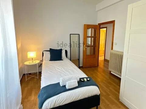 Chambre à louer, Ávila