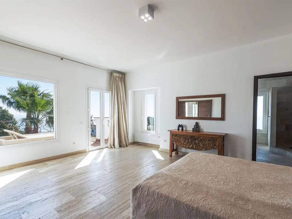 Casa de 640 m² en Manilva