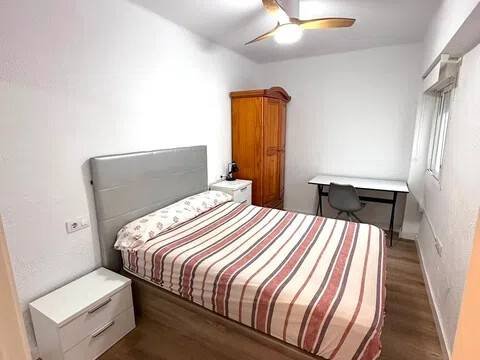 Piso de 75 m² en Almería