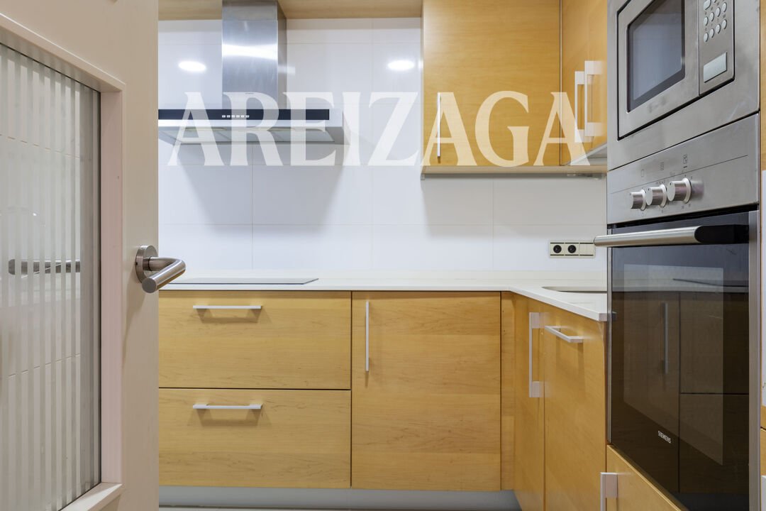 Piso de 85 m² en San Sebastián