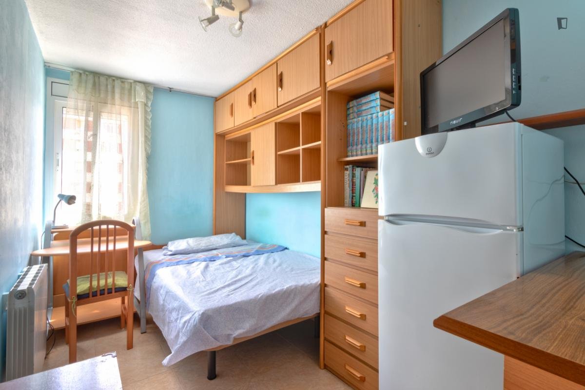 Habitación en alquiler, l'Hospitalet de Llobregat