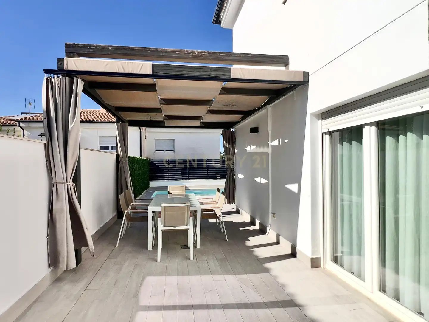 House 250 m² in Ogíjares