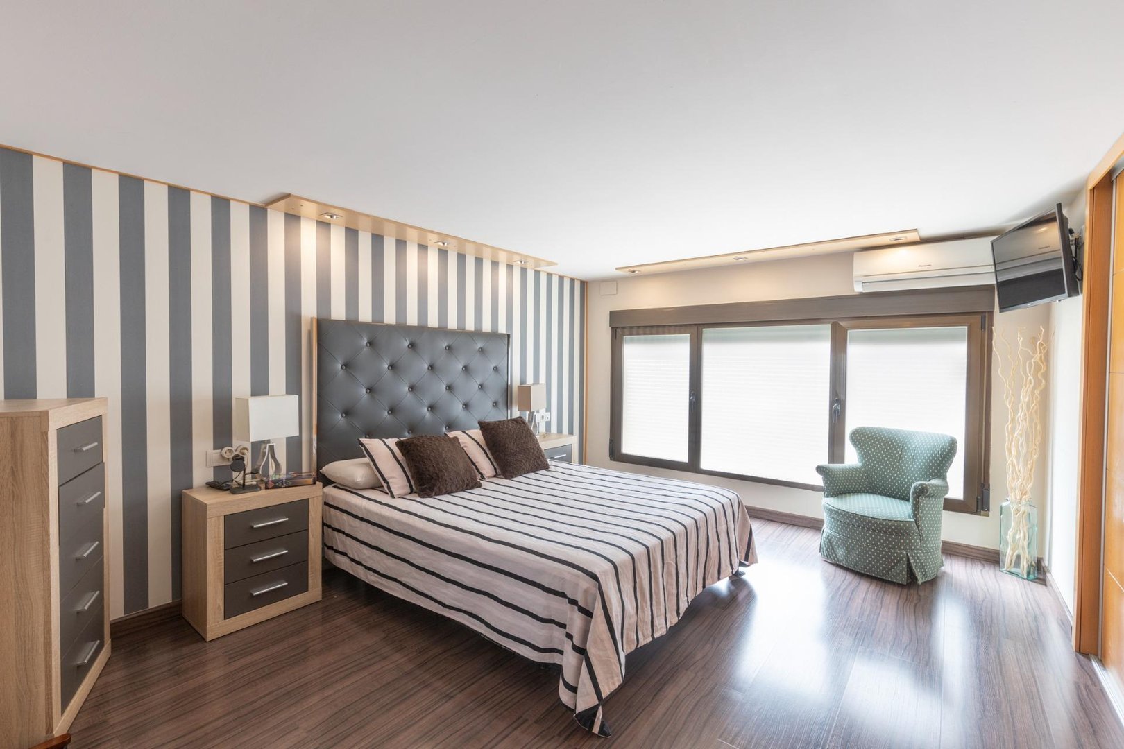 Piso de 250 m² en Granada