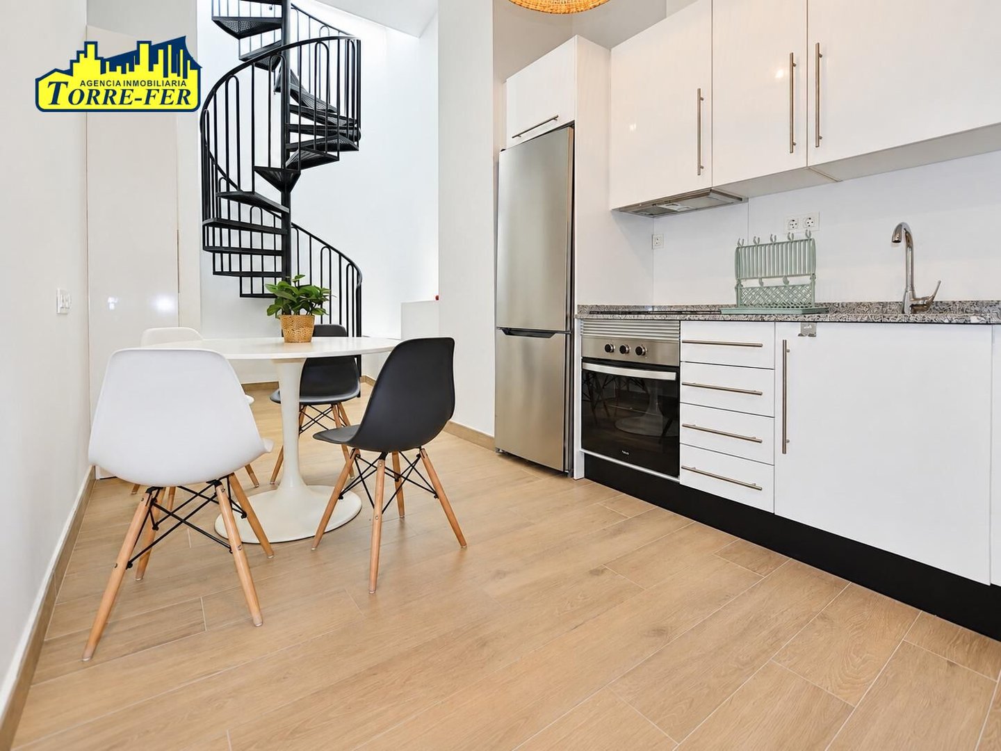 Pis de 84 m² a Almeria