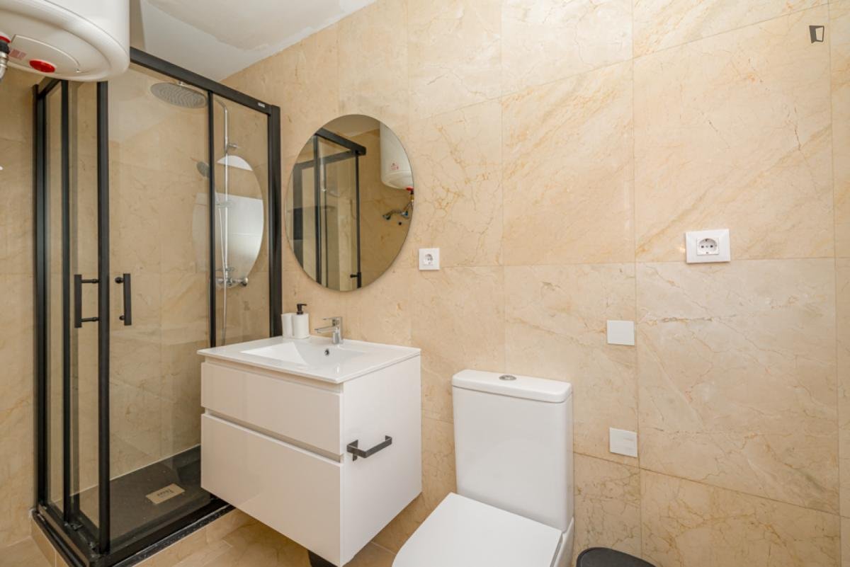 Habitació de lloguer, Madrid