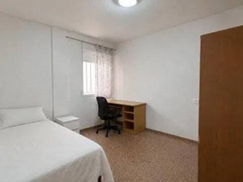 Habitación 75 m², Murcia