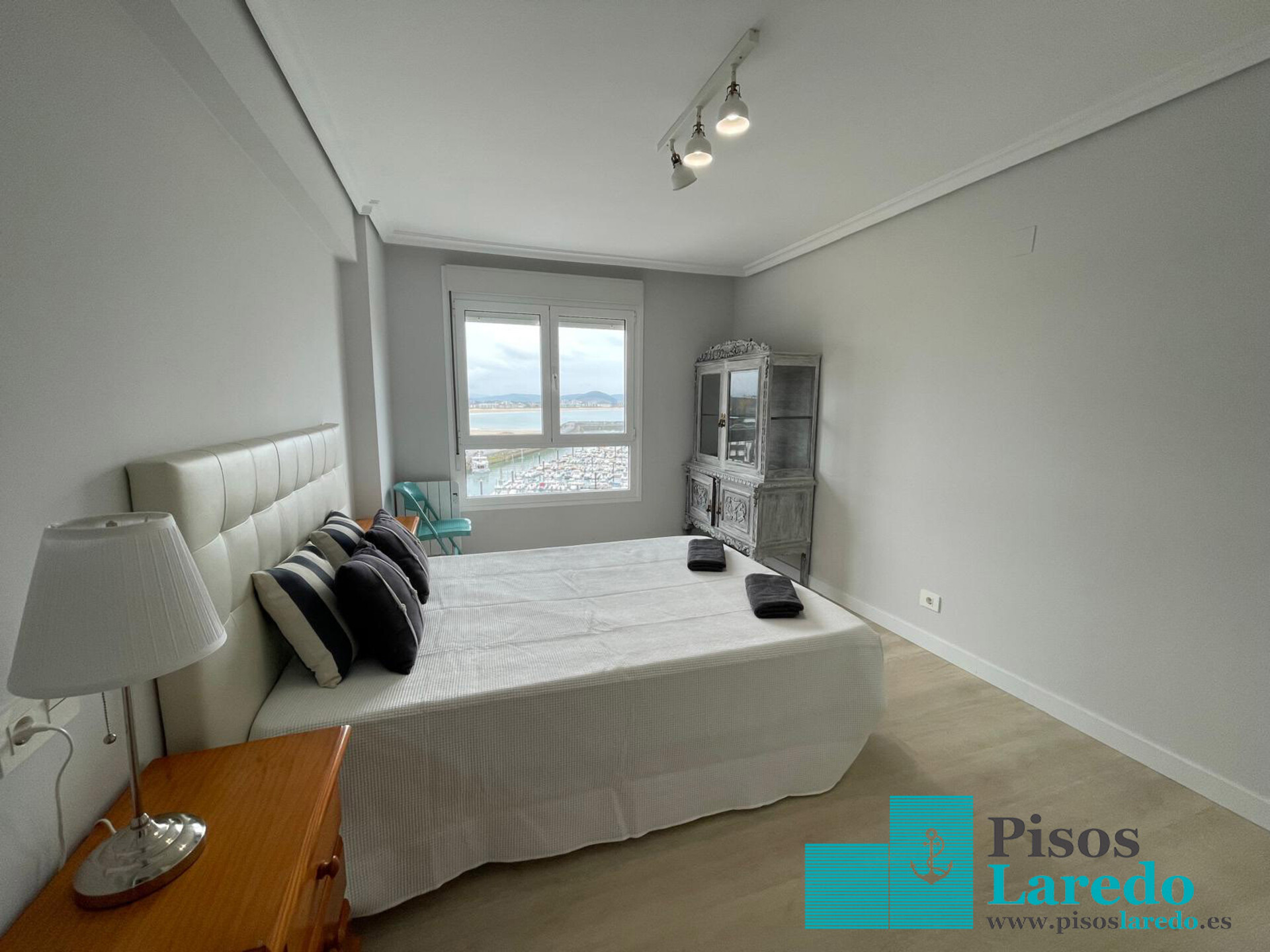 Piso de 70 m² en Laredo