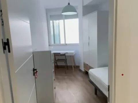 Piso de 120 m² en Granada