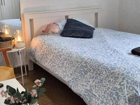 Zimmer 127 m², Valencia