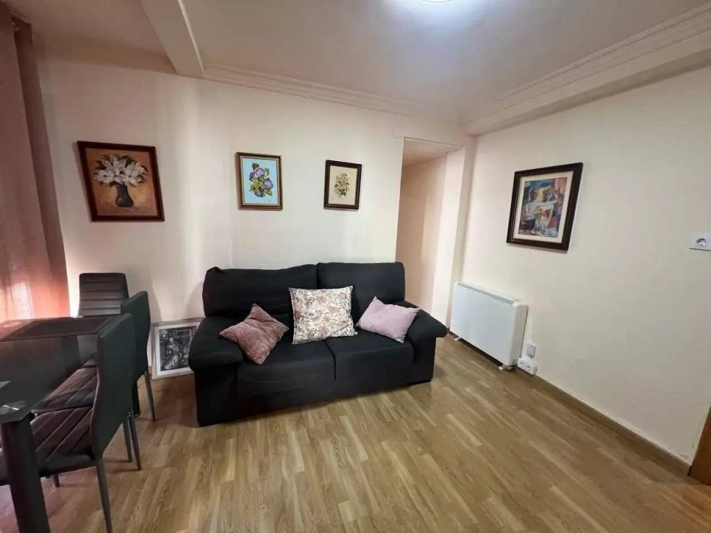 Piso de 74 m² en Ourense