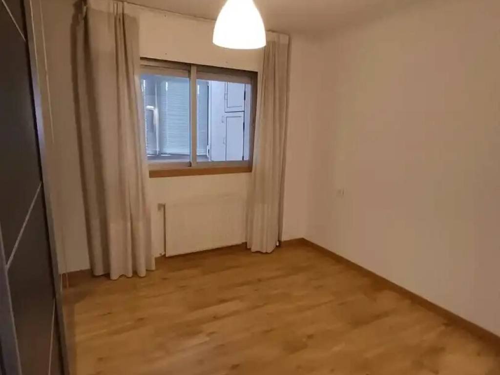 Pis de 100 m² a Ourense
