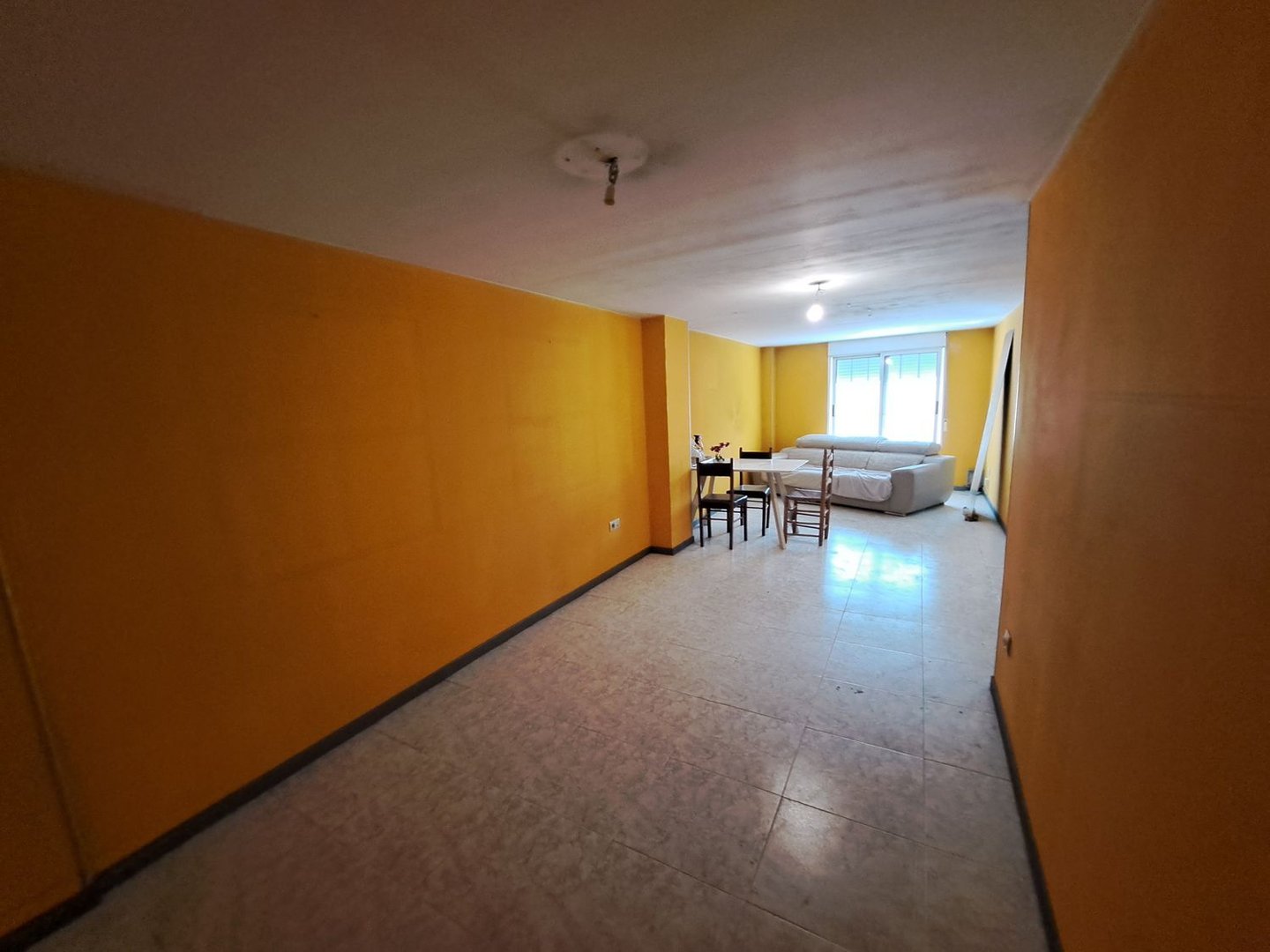 Wohnung 80 m² in Ames