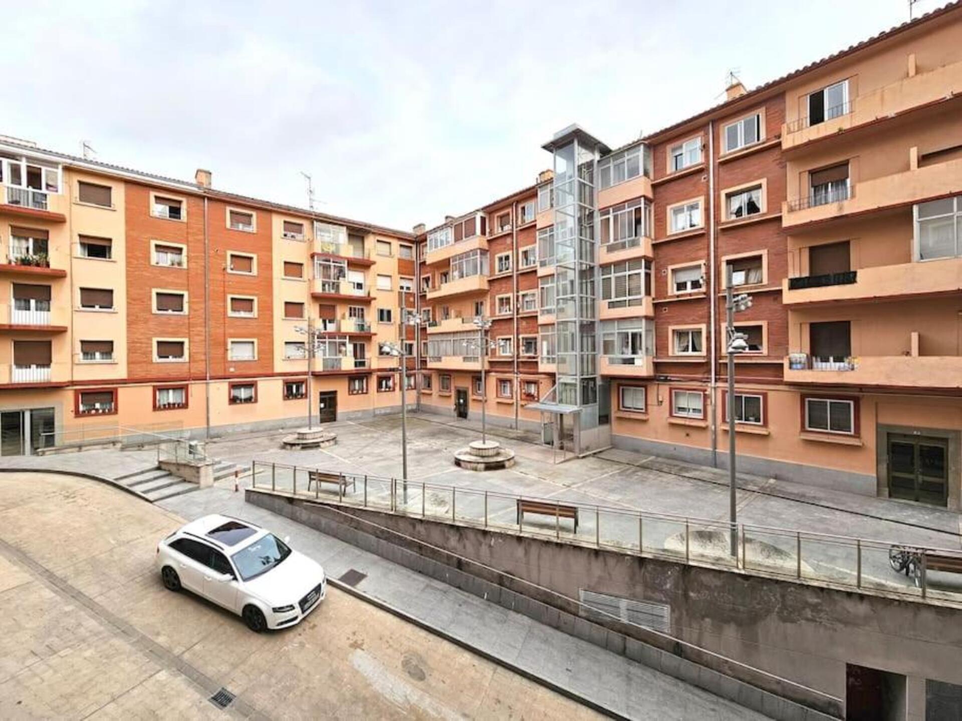 Pis de 65 m² a Pamplona