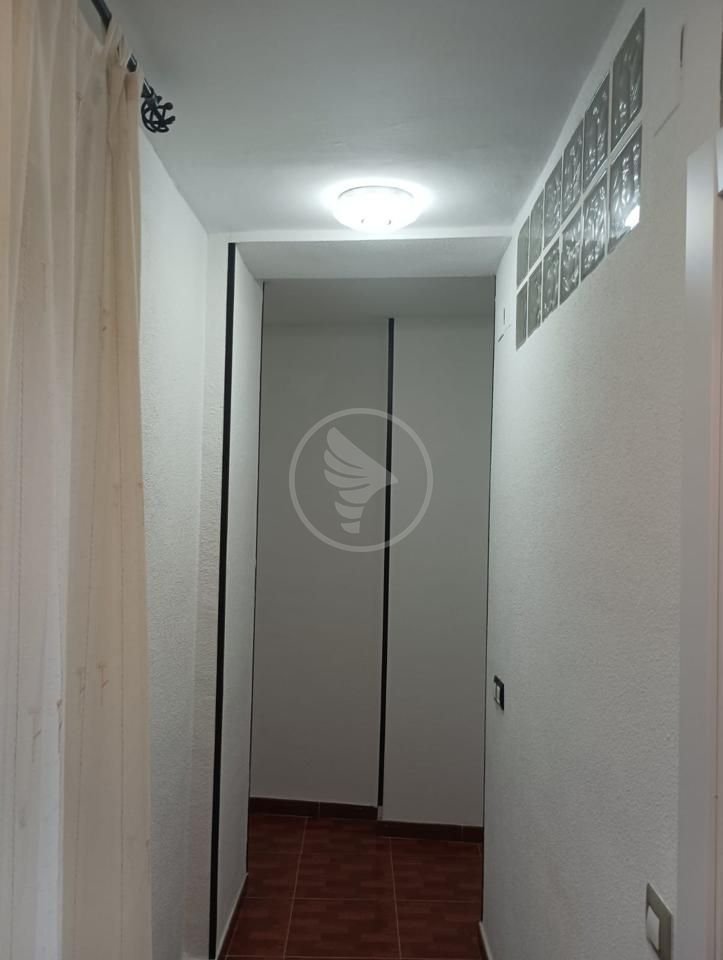 Piso de 100 m² en Linares