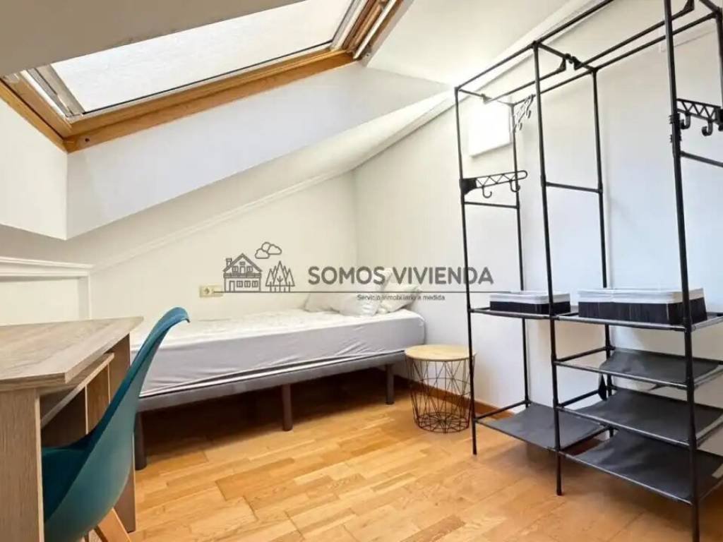 Piso de 95 m² en Ourense