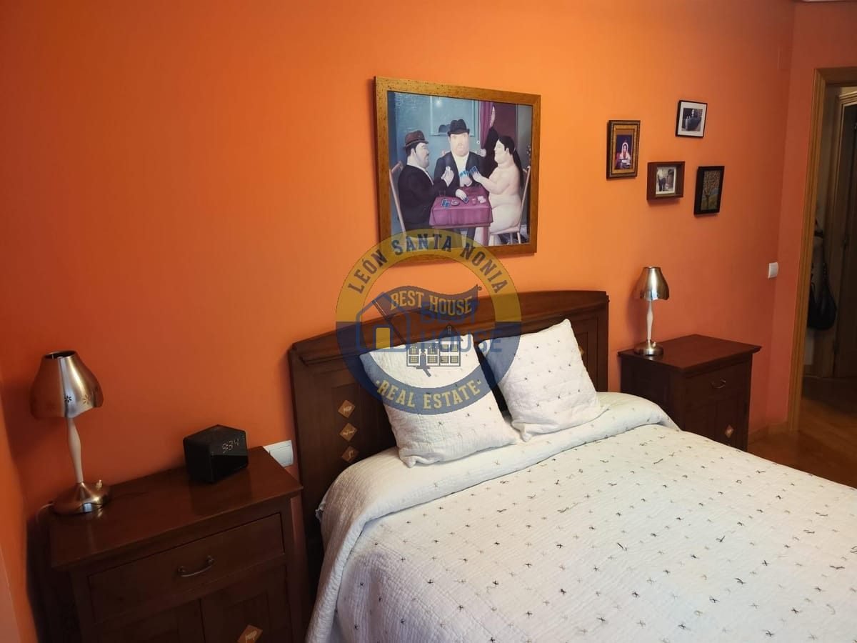 Pis de 80 m² a Lleó