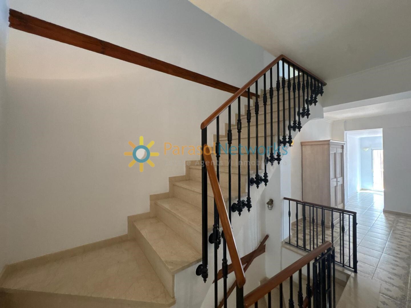 Piso de 262 m² en Ador