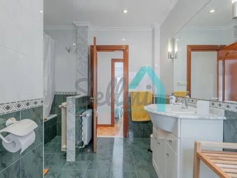 Pis de 95 m² a Oviedo