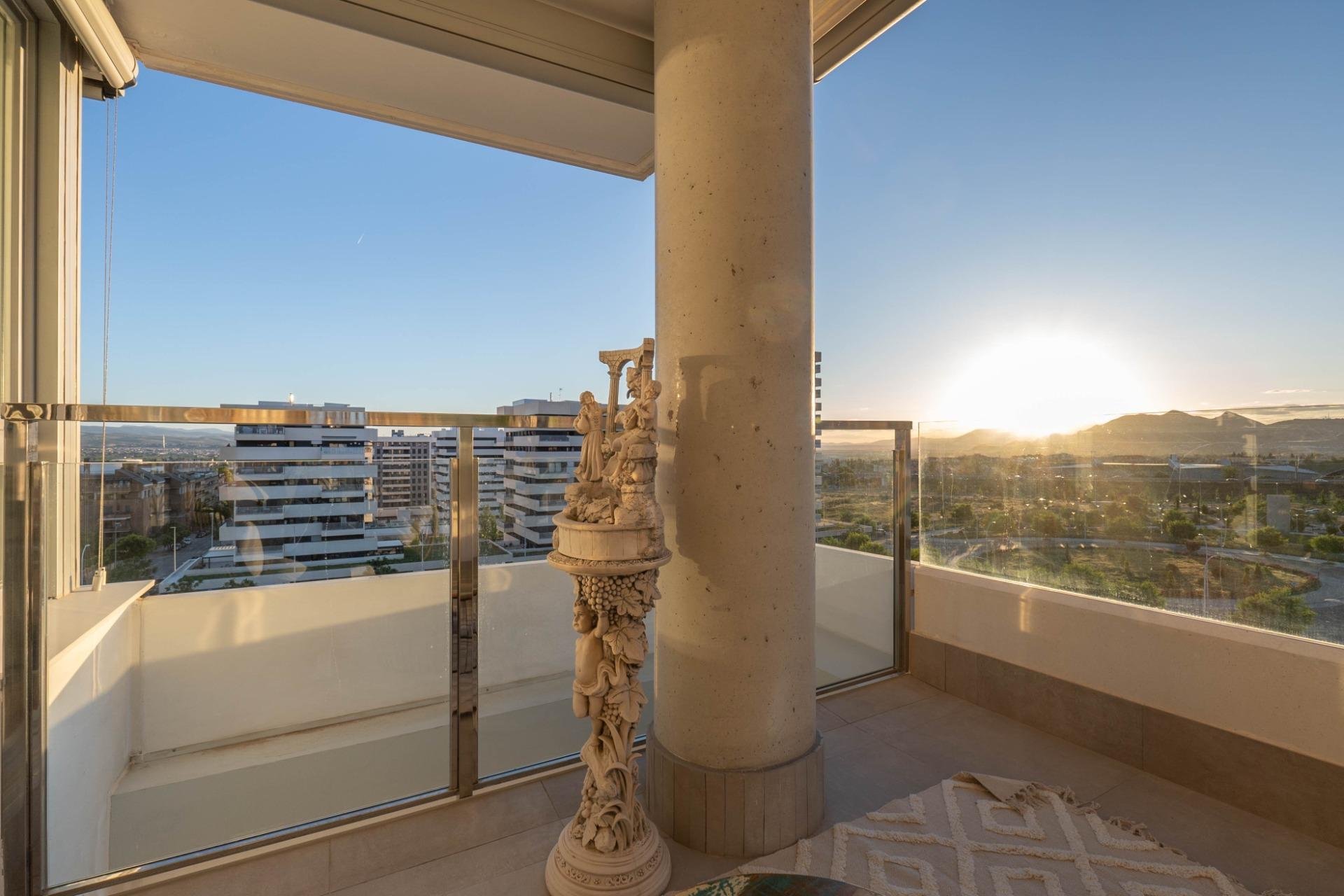 Piso de 110 m² en Granada