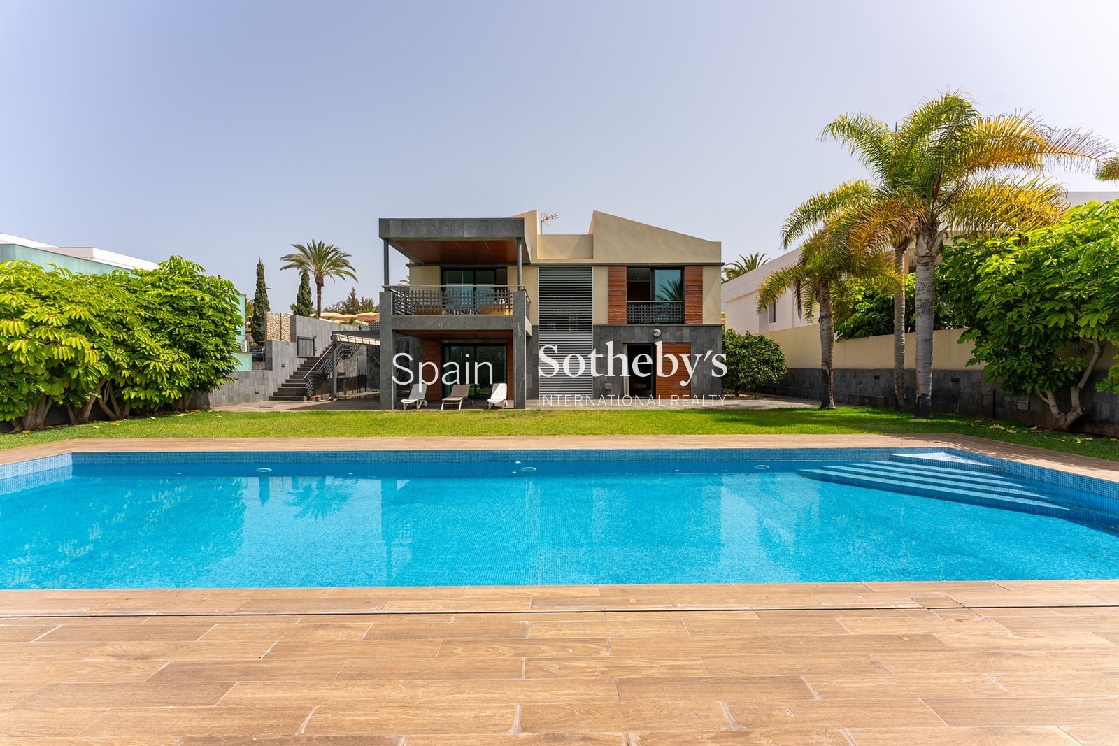 Casa de 742 m² en Arona