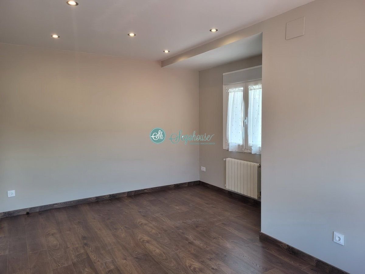 Piso de 100 m² en Segovia