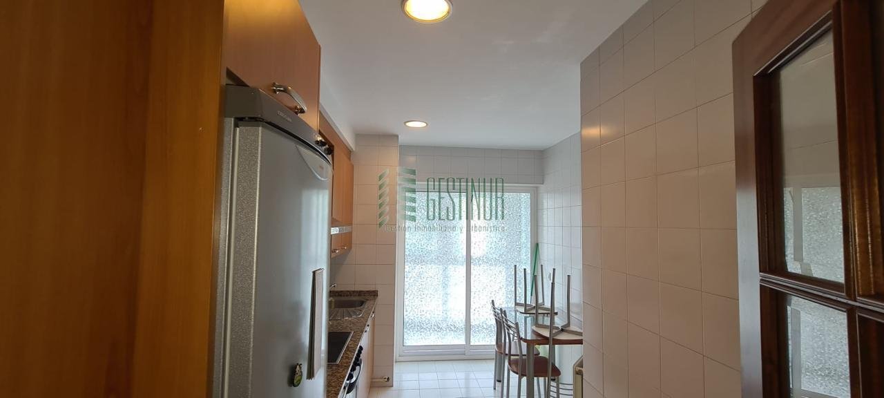 Piso de 90 m² en Santiago de Compostela