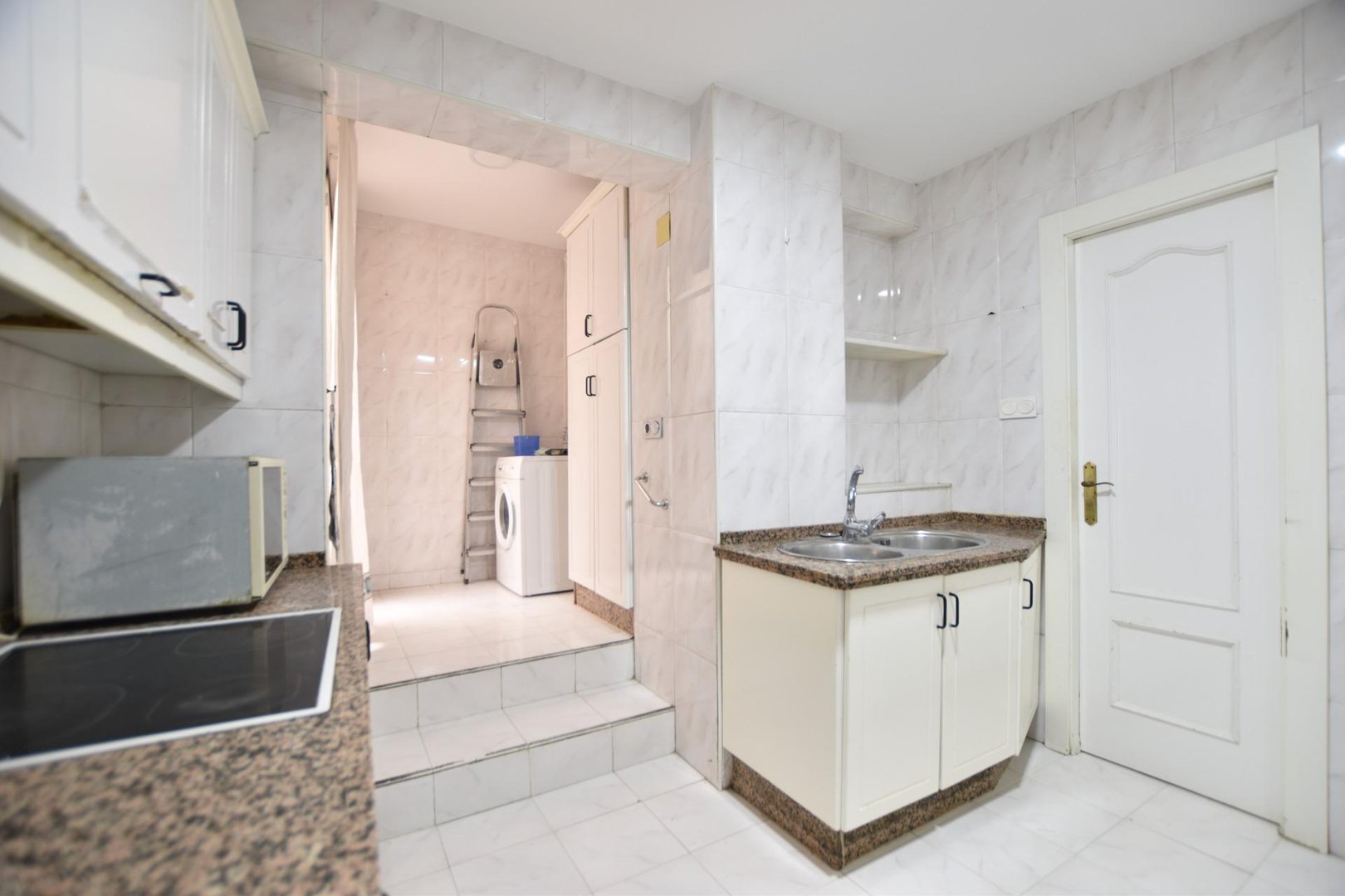 Habitación 103 m², Granada